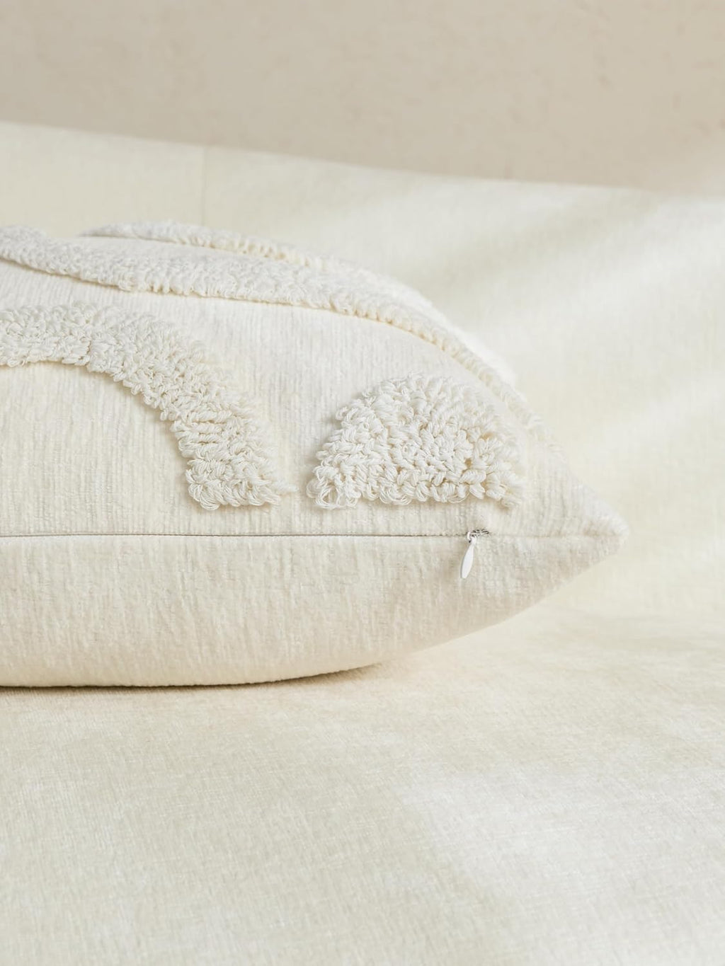 Tufted Wave Cushion Covers Set of 2, Snow, 45 x 45 cm