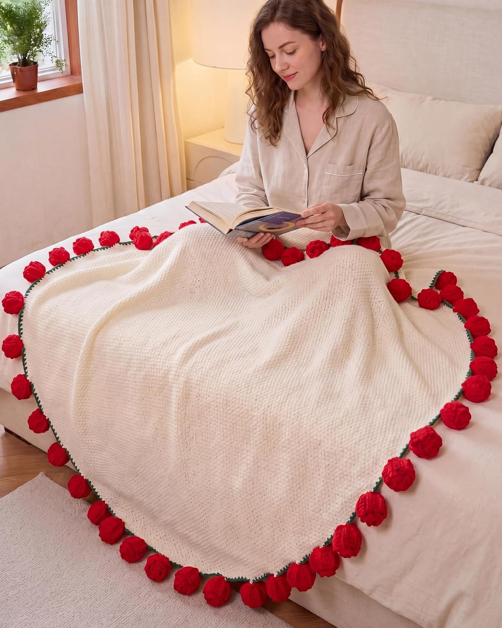 3-in-1 Round Rosebud Knit Throw - Red, 130cm Diameter
