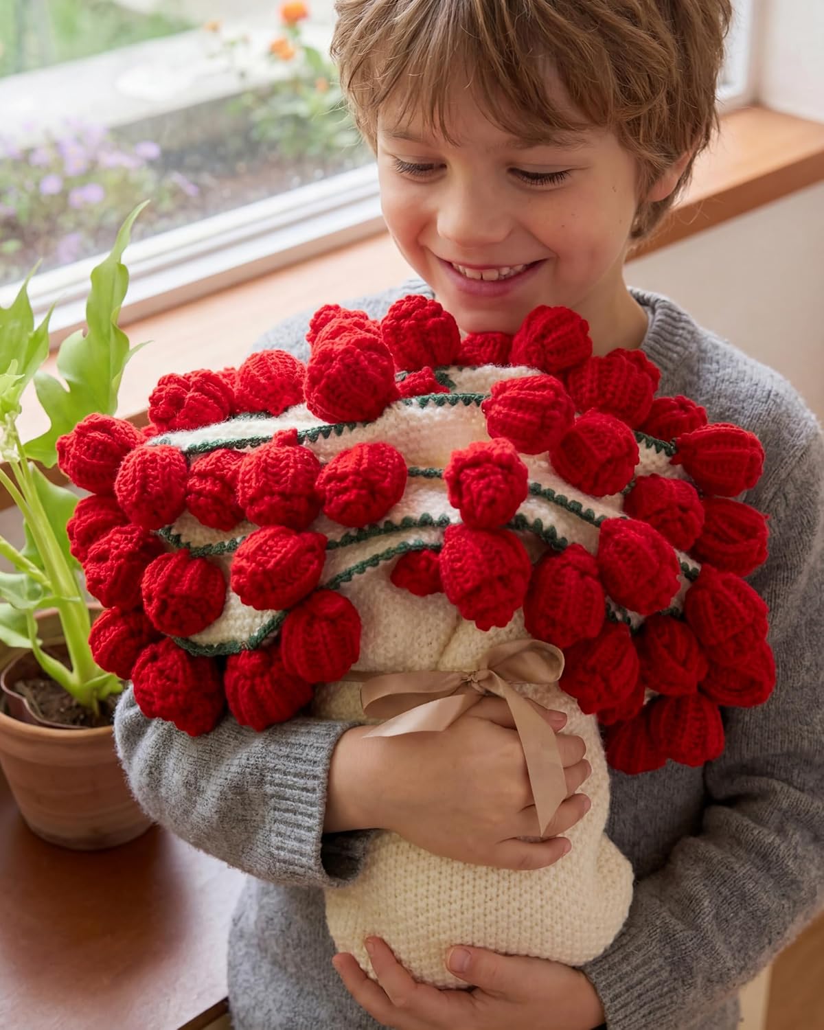 3-in-1 Round Rosebud Knit Throw - Red, 100cm Diameter