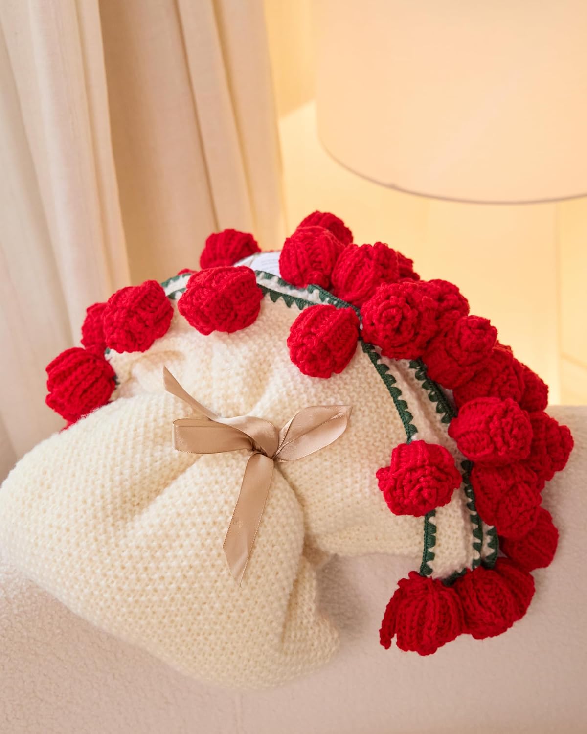 3-in-1 Round Rosebud Knit Throw - Red, 100cm Diameter