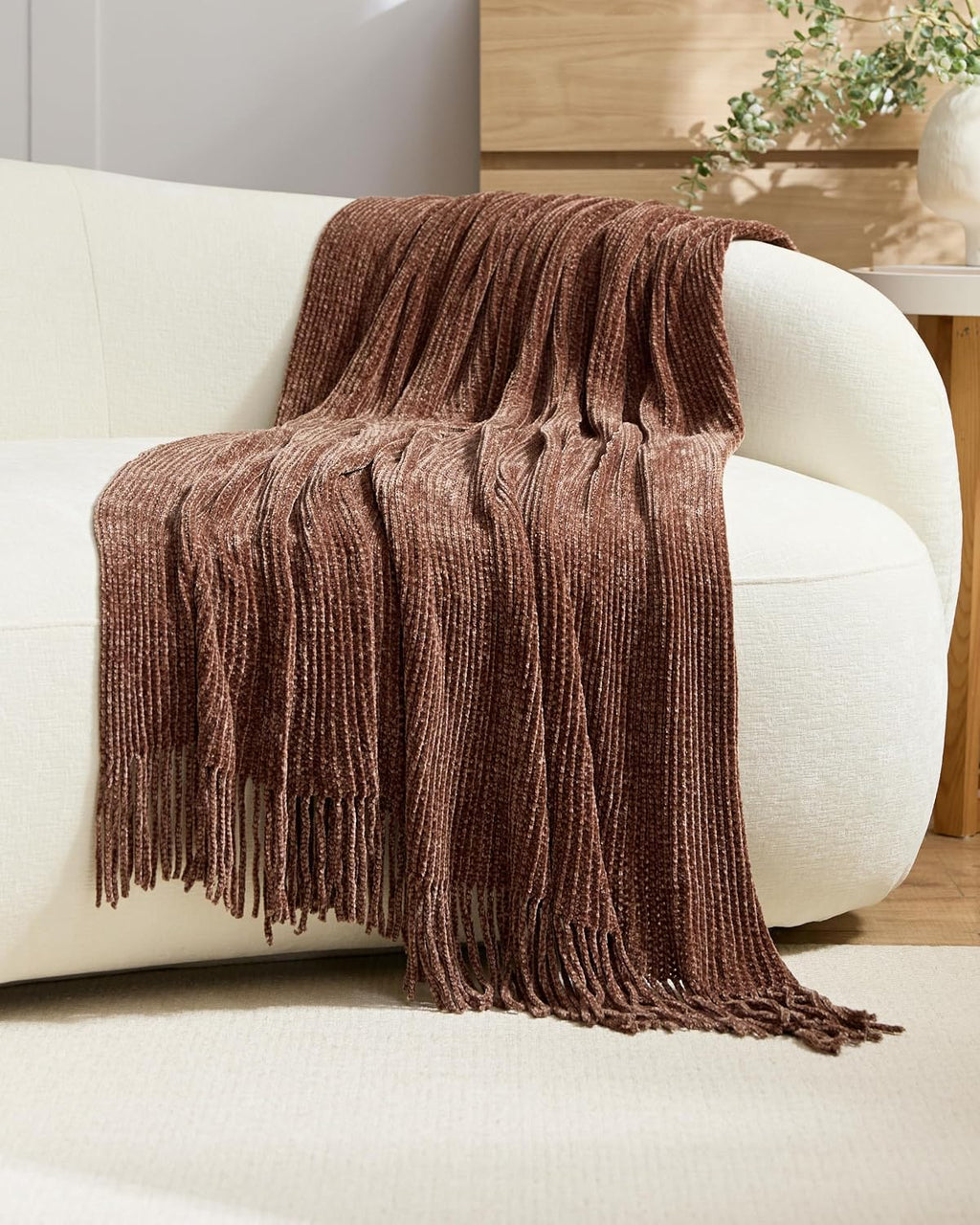 Chenille Knitted Throw - Brown, 130x170cm