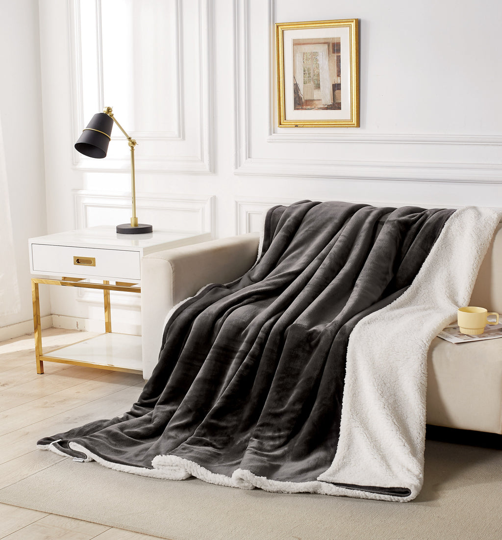 2-in-1 Teddy Sherpa Quilt Cover Set & Blanket - Charcoal