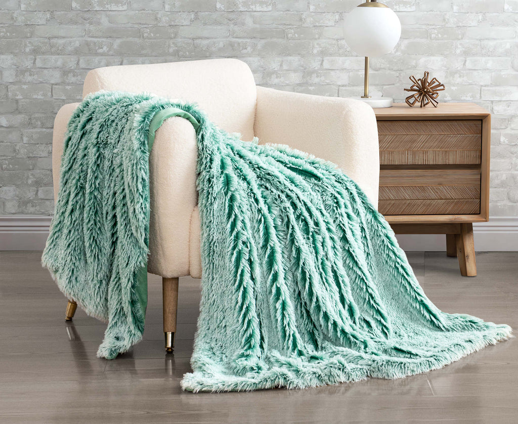 Ultra-Soft Long Tie-Dye Faux Fur Plush Shaggy Throw – Emerald