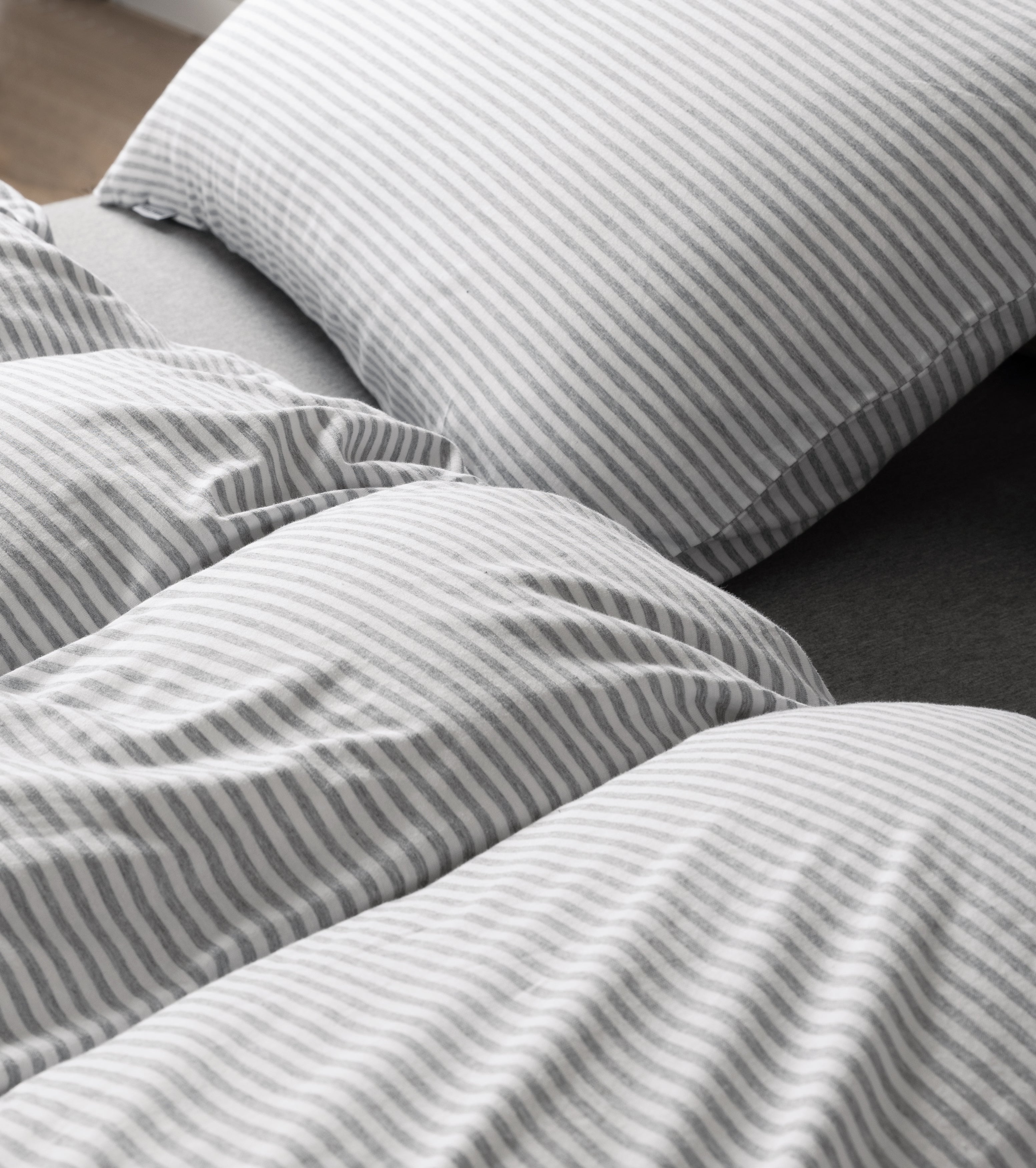 Jersey Cotton Quilt Covet Set - Grey Stripe