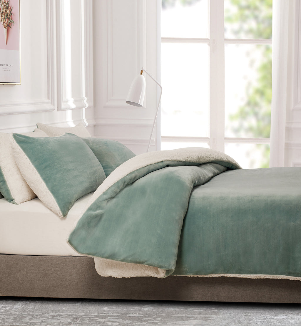2-in-1 Teddy Sherpa Quilt Cover Set & Blanket - Sage Green