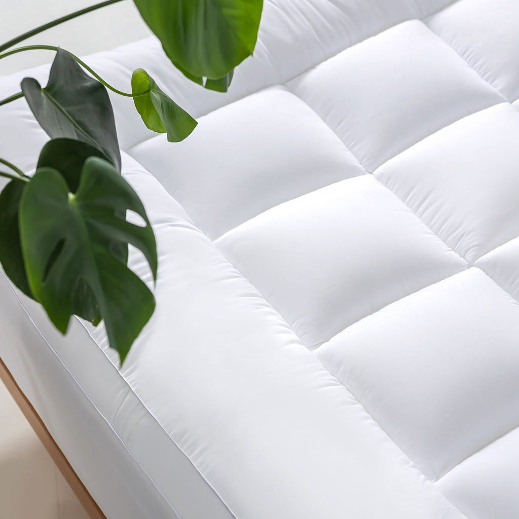 Luxurious Extra Thick 1000GSM Mattress Topper