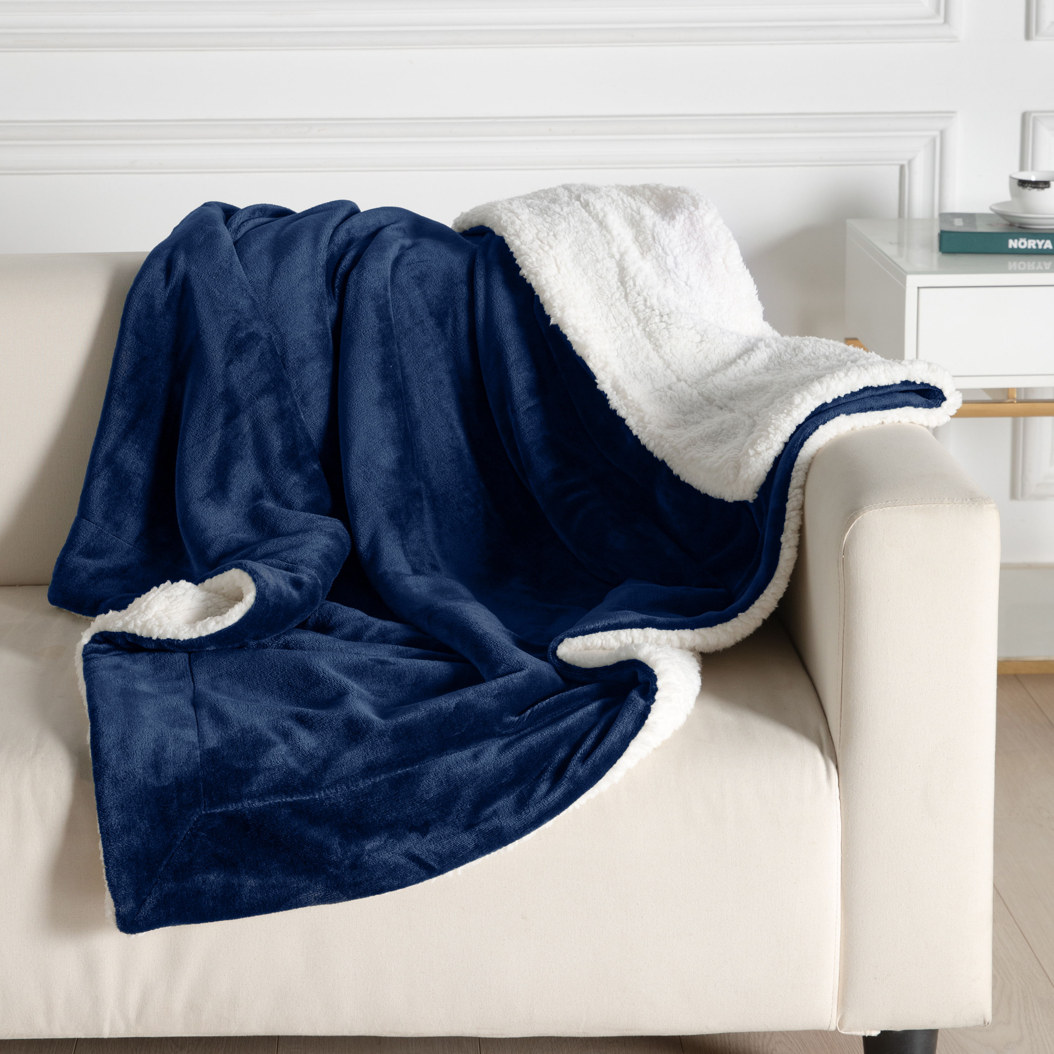 Microfibre Teddy Sherpa Throw Blanket - Navy Blue