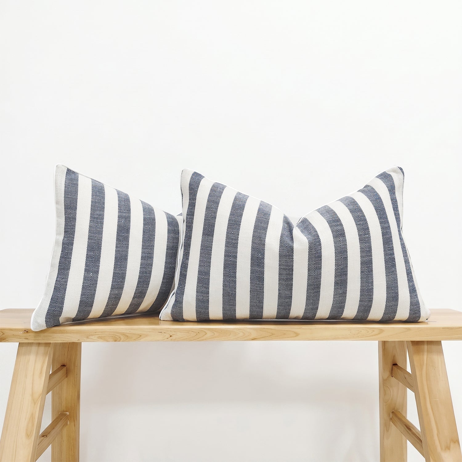 2-Pack Yarn-Dyed Linen-Cotton Cushion Covers - Navy - 30x50cm
