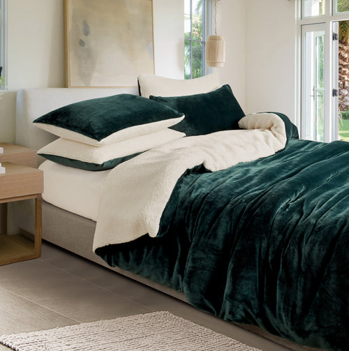 2-in-1 Teddy Sherpa Quilt Cover Set & Blanket - Emerald Green